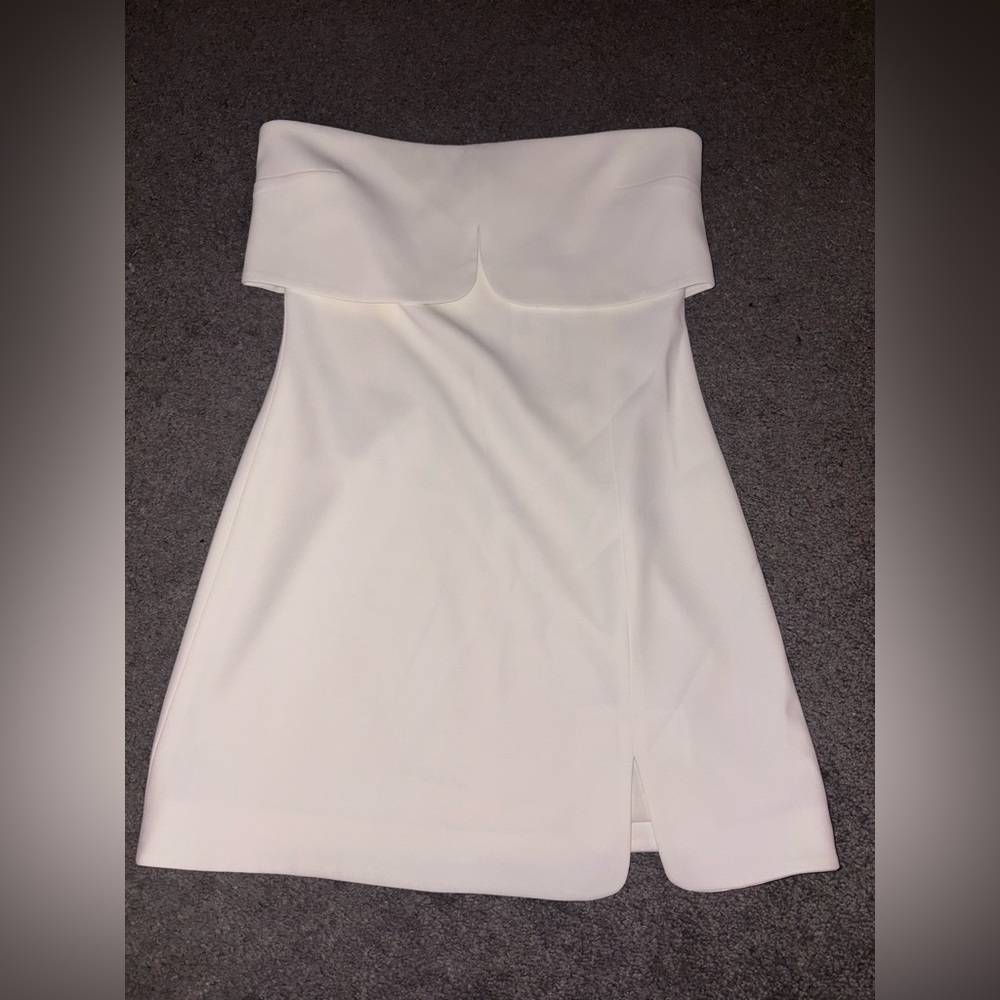 Alexis Katerin Strapless Mini Dress Medium NWT Ivory Notch Neckline Designer - Picture 3 of 8